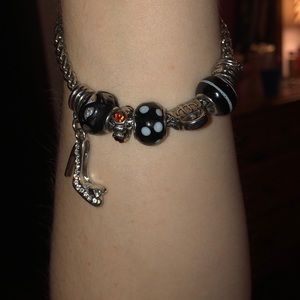 Charm bracelet